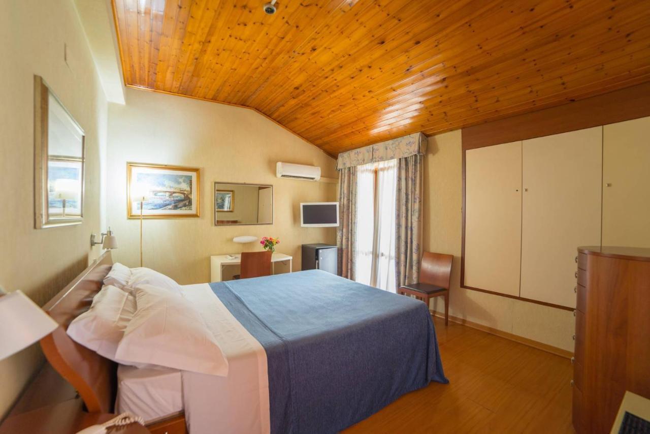 Montebello Park Hotel Περούτζια Εξωτερικό φωτογραφία